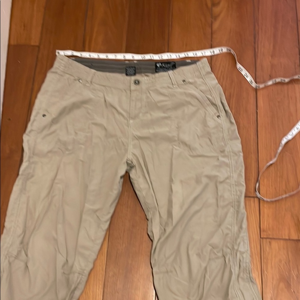 Kuhl capri cotton/nylon/spandex